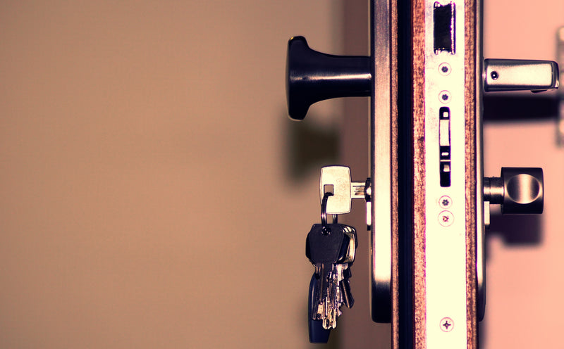 3 Reasons to Change Your Door Locks